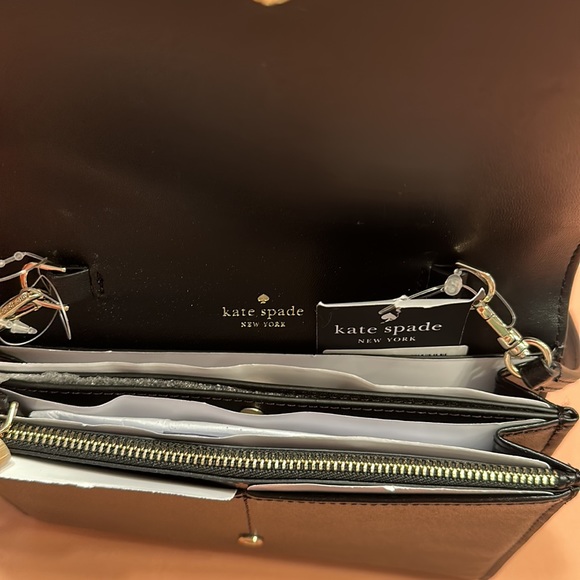 New Kate Spade leather handbag. Black. Dust Bag Included. - Picture 3 of 8